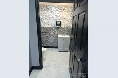 1118 Tennyson Drive, Charlotte, NC 28208 - Photo 7