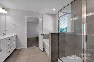 9518 Harvard Oak Ct, Charlotte, NC 28269 - Photo 25