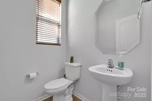 9518 Harvard Oak Ct, Charlotte, NC 28269 - Photo 7