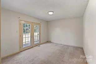 5149 Olde School Dr, Hickory, NC 28602 - Photo 9