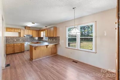 5149 Olde School Drive, Hickory, NC 28602 - Photo 7