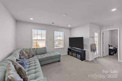 9102 Buckley Court, Charlotte, NC 28269 - Photo 19