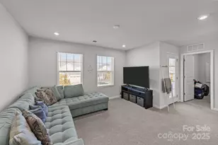 9102 Buckley Ct, Charlotte, NC 28269 - Photo 19