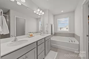 9102 Buckley Ct, Charlotte, NC 28269 - Photo 23