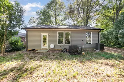 204 E Page Avenue, Gastonia, NC 28052 - Photo 3