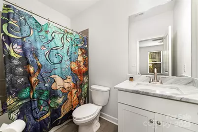 204 E Page Avenue, Gastonia, NC 28052 - Photo 17