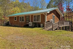 1622 Meadow Fork Rd, Hot Springs, NC 28743 - Photo 25