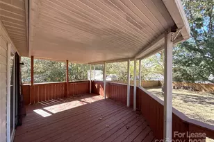 2015 Bantry Ln, Charlotte, NC 28262 - Photo 23