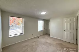 2015 Bantry Ln, Charlotte, NC 28262 - Photo 17