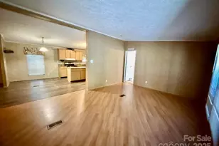 1409 Clayton Dr, Chester, SC 29706 - Photo 5