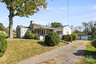 180 Holbrook Road, Candler, NC 28715 - Photo 9