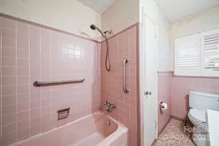 7526 Candis Dr, Charlotte, NC 28212 - Photo 25