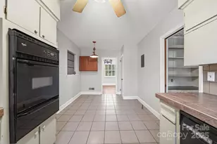 7526 Candis Dr, Charlotte, NC 28212 - Photo 9