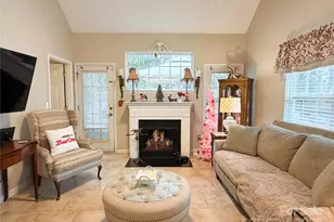 8640 Robinson Forest Dr, Charlotte, NC 28277 - Photo 5