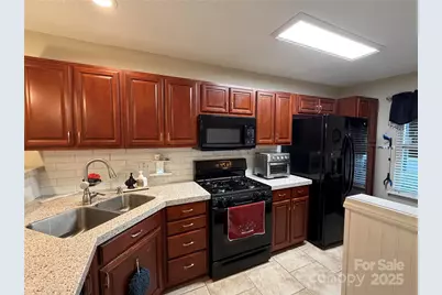 8640 Robinson Forest Drive, Charlotte, NC 28277 - Photo 23