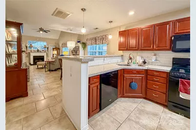 8640 Robinson Forest Drive, Charlotte, NC 28277 - Photo 11