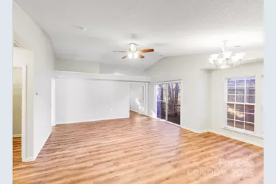 1626 Oakdale Green Drive, Charlotte, NC 28216 - Photo 7