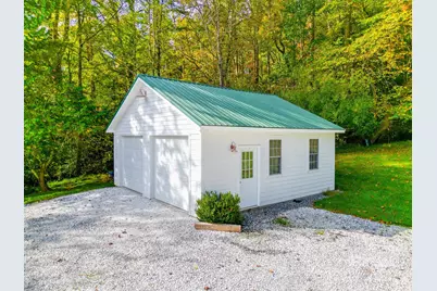 35 Country Wood Way, Horse Shoe, NC 28742 - Photo 37