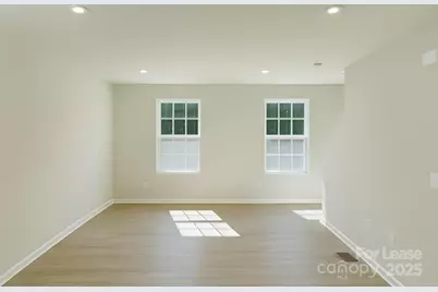 8025 District Drive, Charlotte, NC 28213 - Photo 13