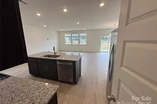 529 Ramona St, York, SC 29745 - Photo 9