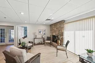 404 Water Oak Ln, Hendersonville, NC 28791 - Photo 29