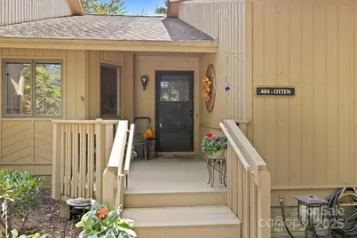 404 Water Oak Lane, Hendersonville, NC 28791 - Photo 3