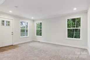 39 Cherokee Rd, Asheville, NC 28806 - Photo 5