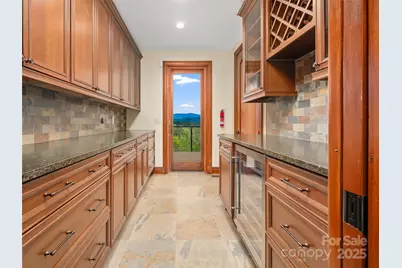 946 Ridge Road, Green Mountain, NC 28740 - Photo 19