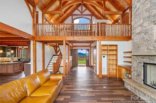 946 Ridge Rd, Green Mountain, NC 28740 - Photo 15