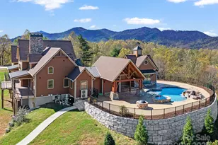 946 Ridge Rd, Green Mountain, NC 28740 - Photo 3