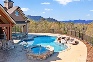 946 Ridge Rd, Green Mountain, NC 28740 - Photo 11