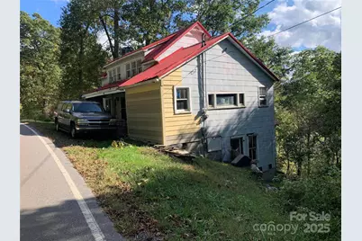 37 S US 19E Highway, Newland, NC 28657 - Photo 3