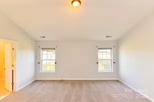 4831 Stowe Derby Dr, Charlotte, NC 28278 - Photo 3