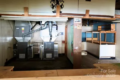 655, 651 N Cannon Boulevard, Kannapolis, NC 28083 - Photo 9