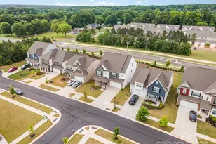 16200 Winfield Hall Dr, Charlotte, NC 28273 - Photo 3