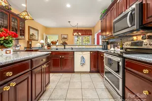 89 Memory Ln, Saluda, NC 28773 - Photo 17