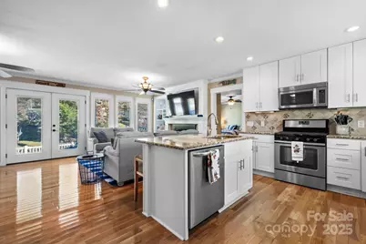 349 Taylorsville Beach Court, Taylorsville, NC 28681 - Photo 15