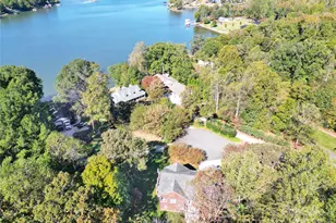 221 Grayrock Dr, Statesville, NC 28677 - Photo 7