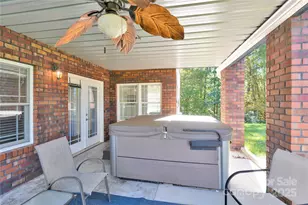 221 Grayrock Dr, Statesville, NC 28677 - Photo 33