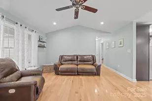 2572 Rock Dam Rd, Lincolnton, NC 28092 - Photo 9