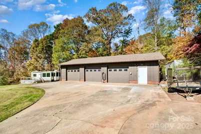 2844 Hickory Highway, Statesville, NC 28677 - Photo 3