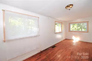 26 Dogwood Ct, Asheville, NC 28805 - Photo 11