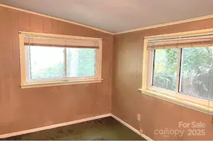 26 Dogwood Ct, Asheville, NC 28805 - Photo 15