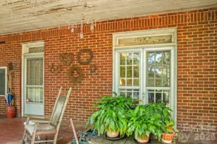 414 Beaucatcher Rd, Asheville, NC 28805 - Photo 3