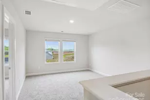 2100 Sunflower Cir, Newton, NC 28658 - Photo 11