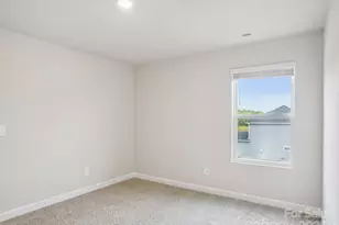 2100 Sunflower Cir, Newton, NC 28658 - Photo 13