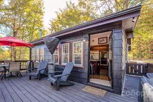 597 Tomahawk Ave, Black Mountain, NC 28711 - Photo 17