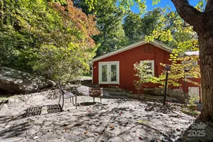 380 Main St, Chimney Rock, NC 28720 - Photo 17