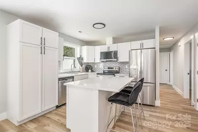 3208 Clearview Drive #8, Charlotte, NC 28216 - Photo 13