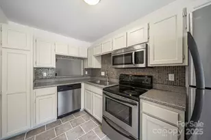 8217 Pineville-Matthews Rd, Charlotte, NC 28226 - Photo 9